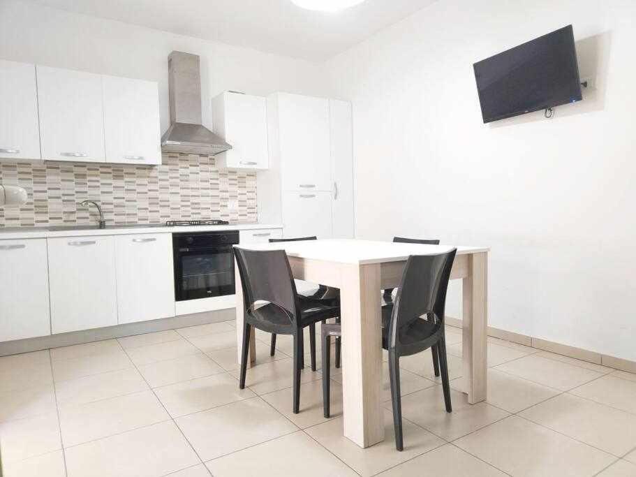 App Girasole 1A 300 Metri Dal Mare In Salento Apartment Torre San Giovanni Ugento Bagian luar foto